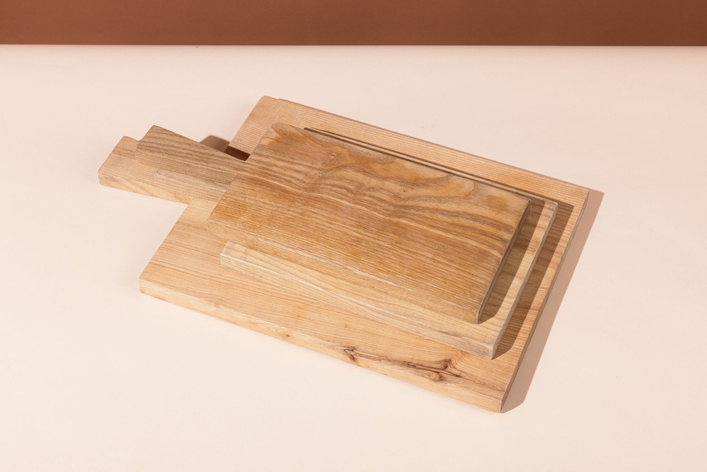 Planche en bois du Jura avec manche 40x30 cm