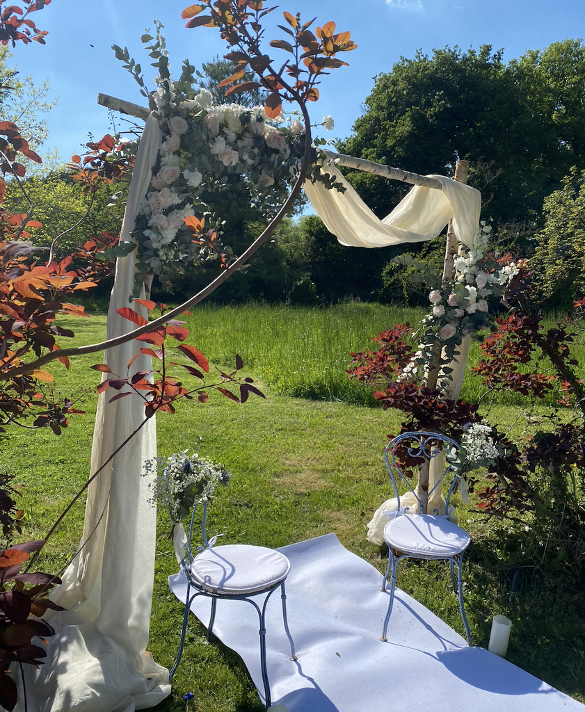 Arche de cérémonie en bouleau