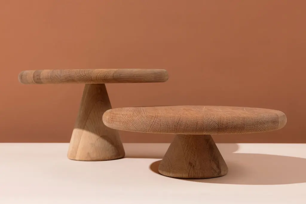 Présentoir à gâteau en bois