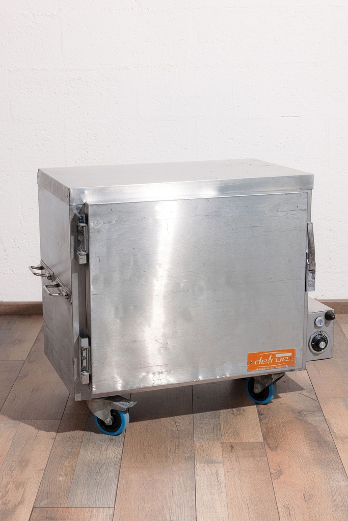 Etuve électrique 4 grilles