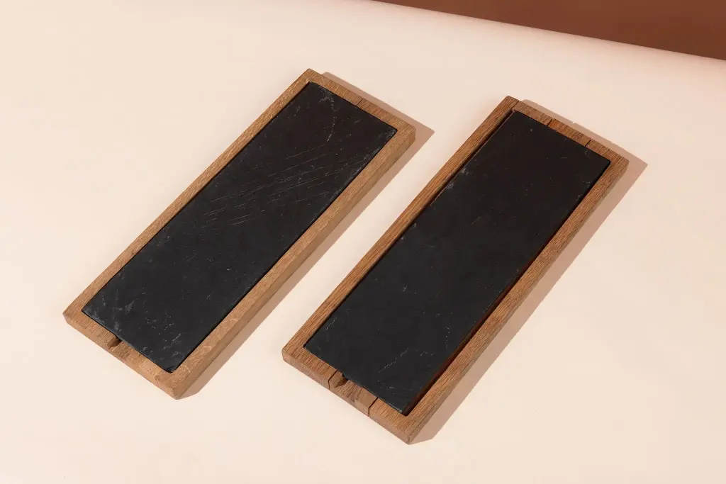 Planche bois intérieur en ardoise