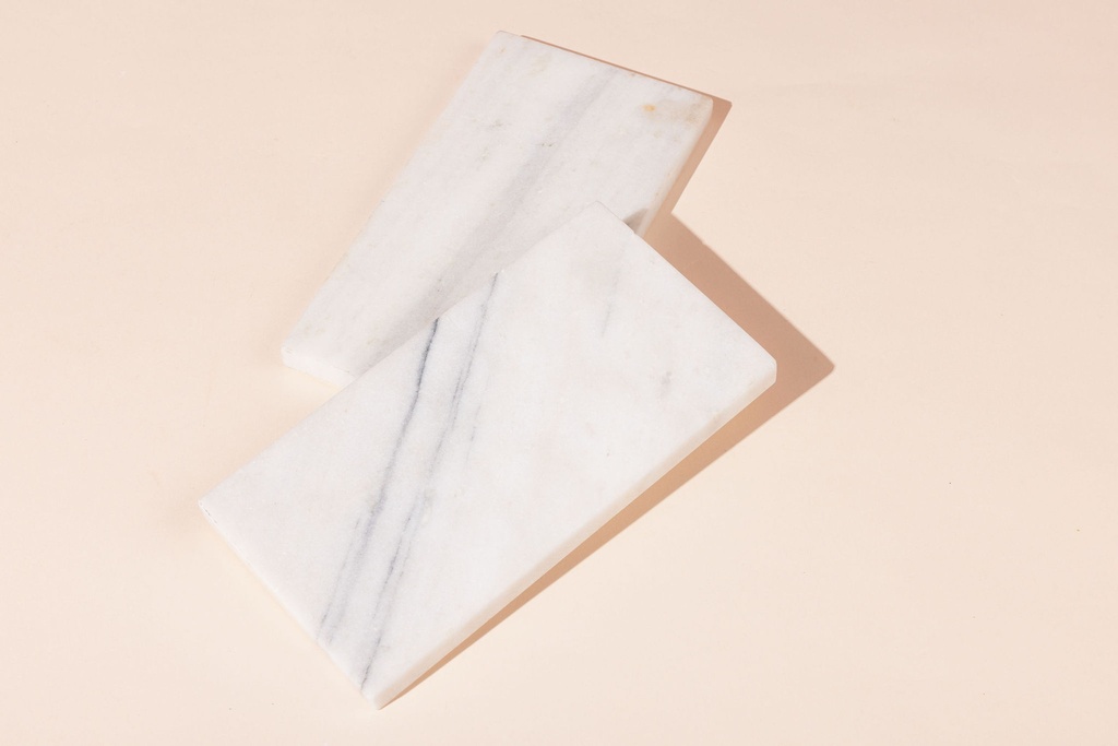 Plateau en marbre blanc