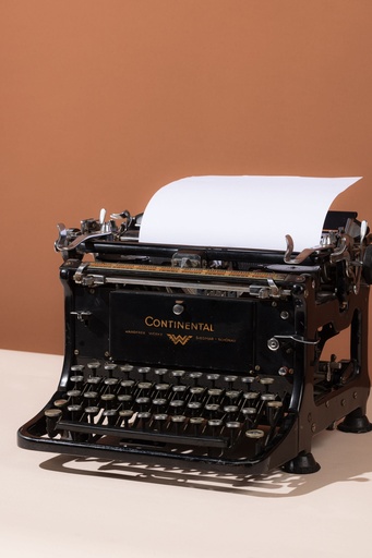 [DEC-MA] Machine à écrire vintage