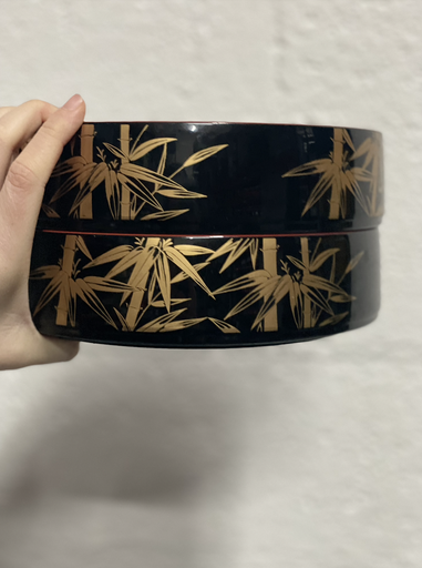 [ART-PL-12] Plat japonais effet laqué